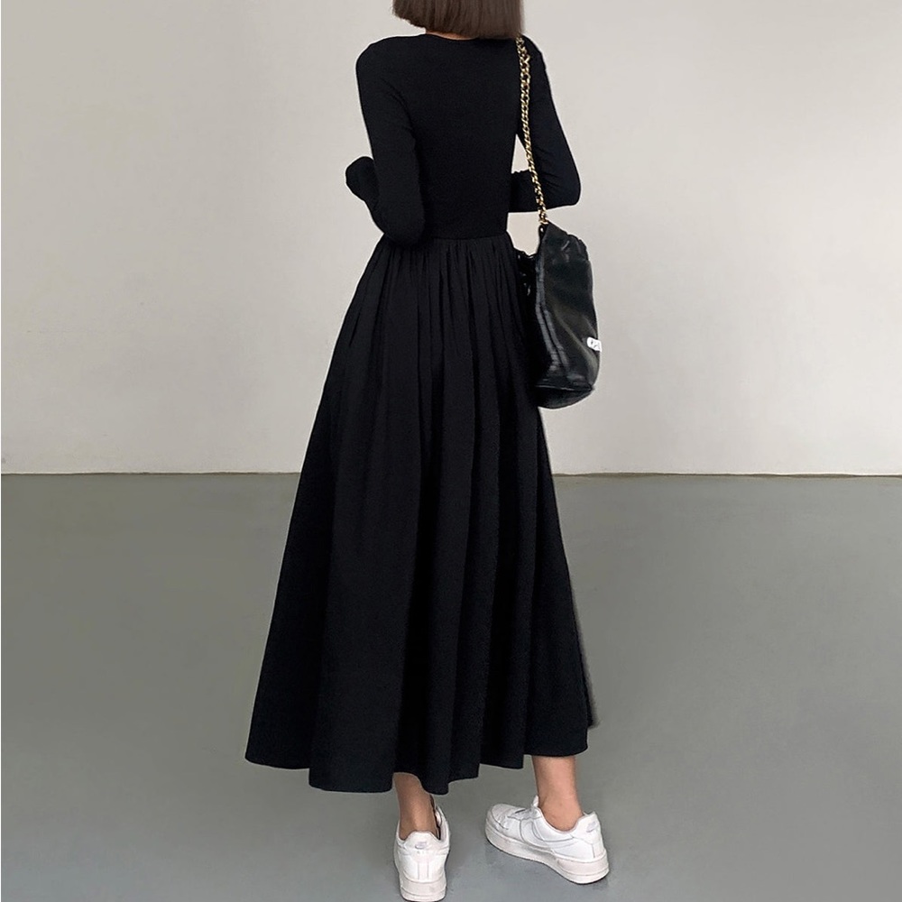 Commense Long-sleeve Maxi Dress with Pockets.